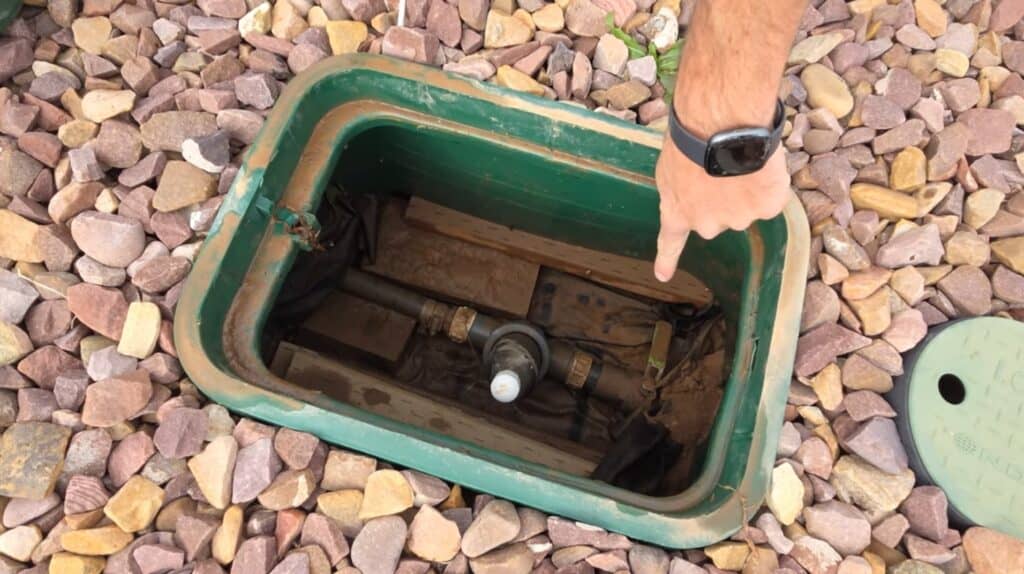 how to turn off the water supply to your sprinkler system