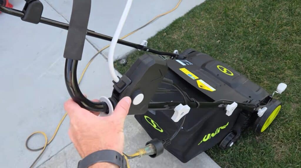 How to turn on the Sun Joe dethatcher and scarifier
